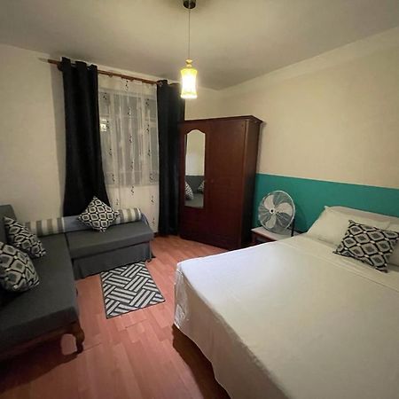 Pereyber 2 Room Appartment Pereybere Beach Екстериор снимка