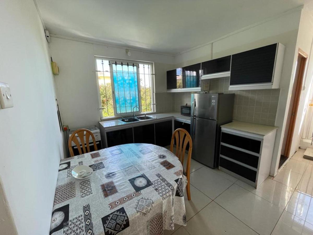 Pereyber 2 Room Appartment Pereybere Beach Екстериор снимка